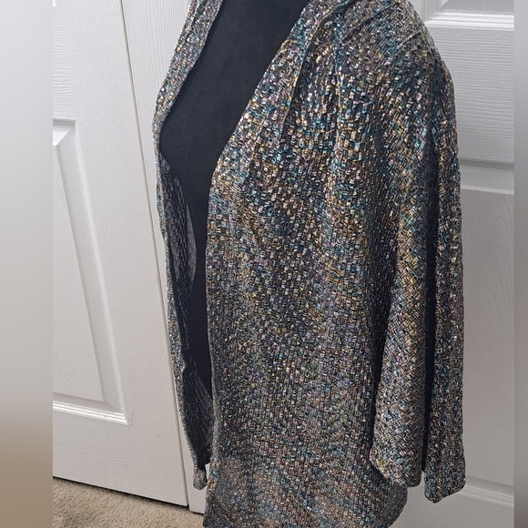 Open Cover Up Sparkles With Metallic Threads - Picture 3 of 9